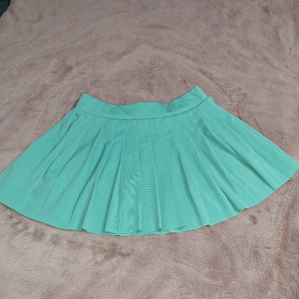 Bright Minty Green Mini Skirt- W Sz Medium.